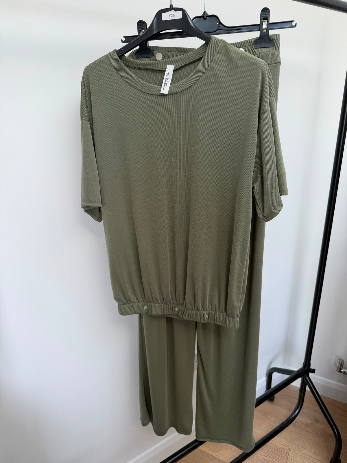 Detachable Two-Piece Jumpsuit - detail