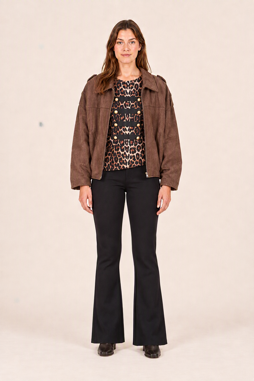 Style Secrets AI model C Chloe wearing the leanne Limited Look