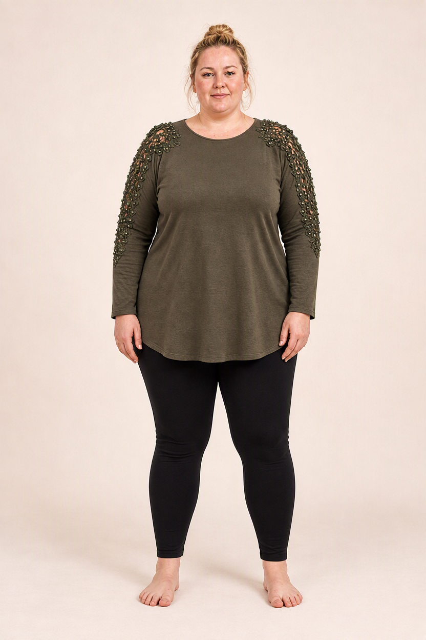 Style Secrets AI model M Maisie wearing the shelly Limited Look