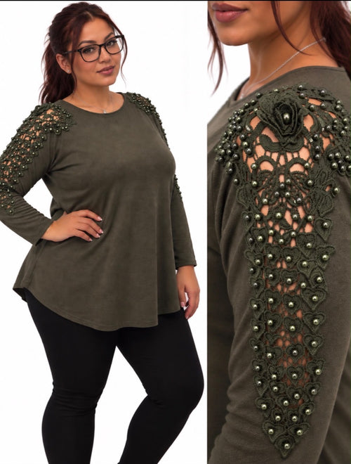 Black Lightweight Lined Leggings styled as a Style Secrets Limited Look