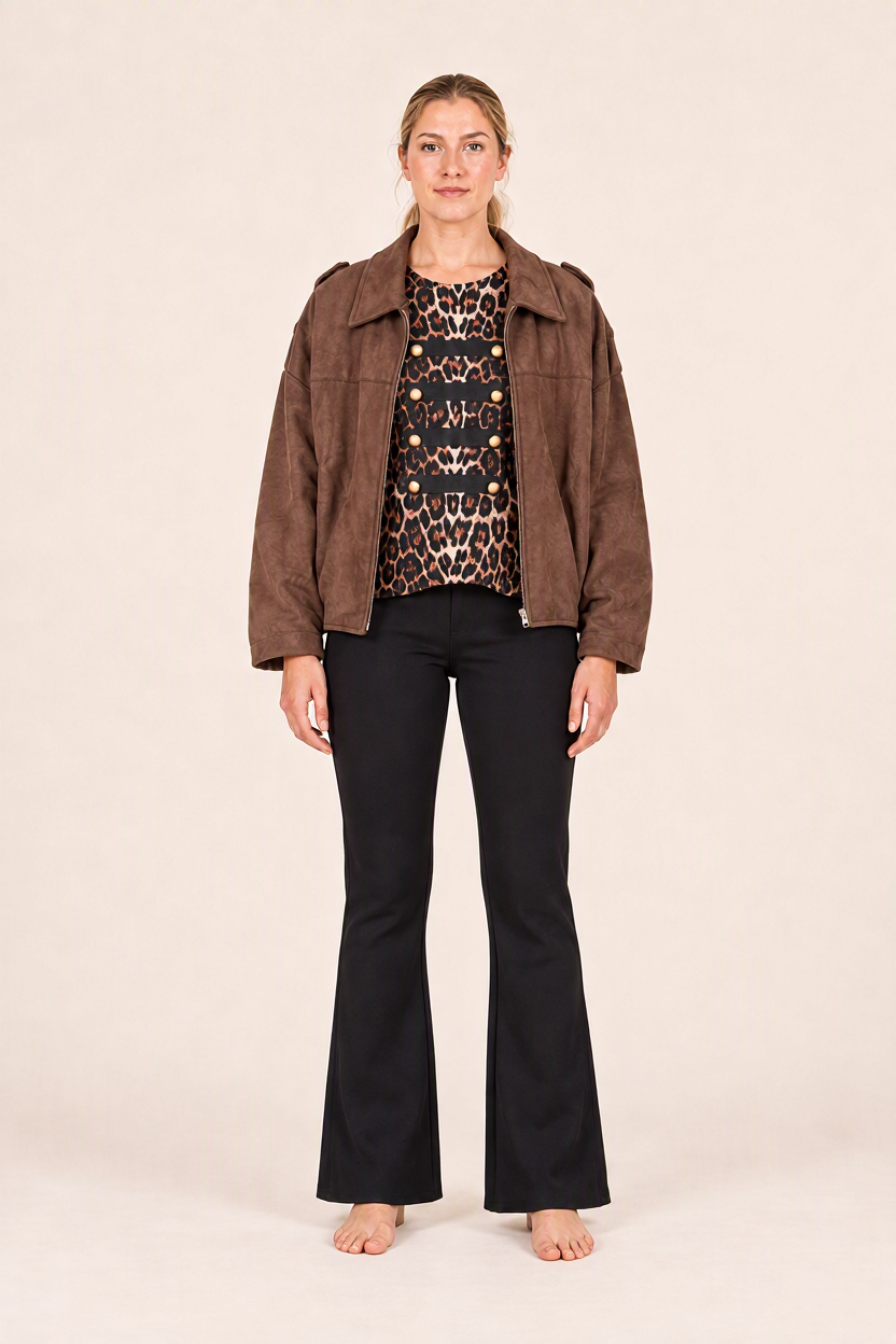 Style Secrets AI model V Victoria wearing the leanne Limited Look